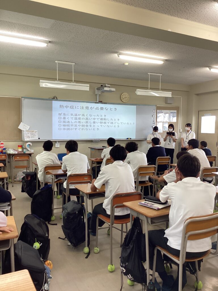 関西医療大学さん　保健実習　報告